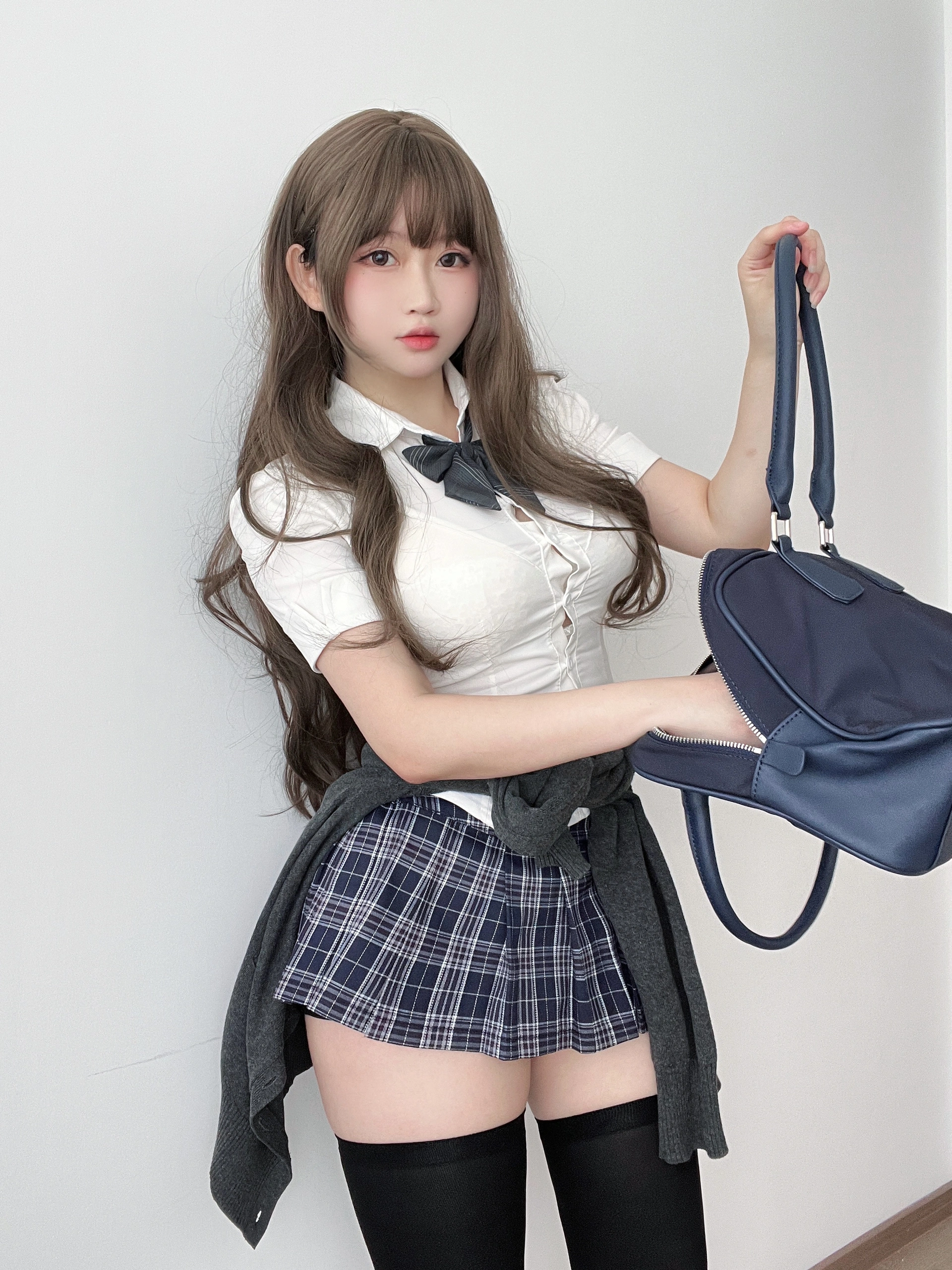 是依酱吖 – NO.074 学姐的日常 1