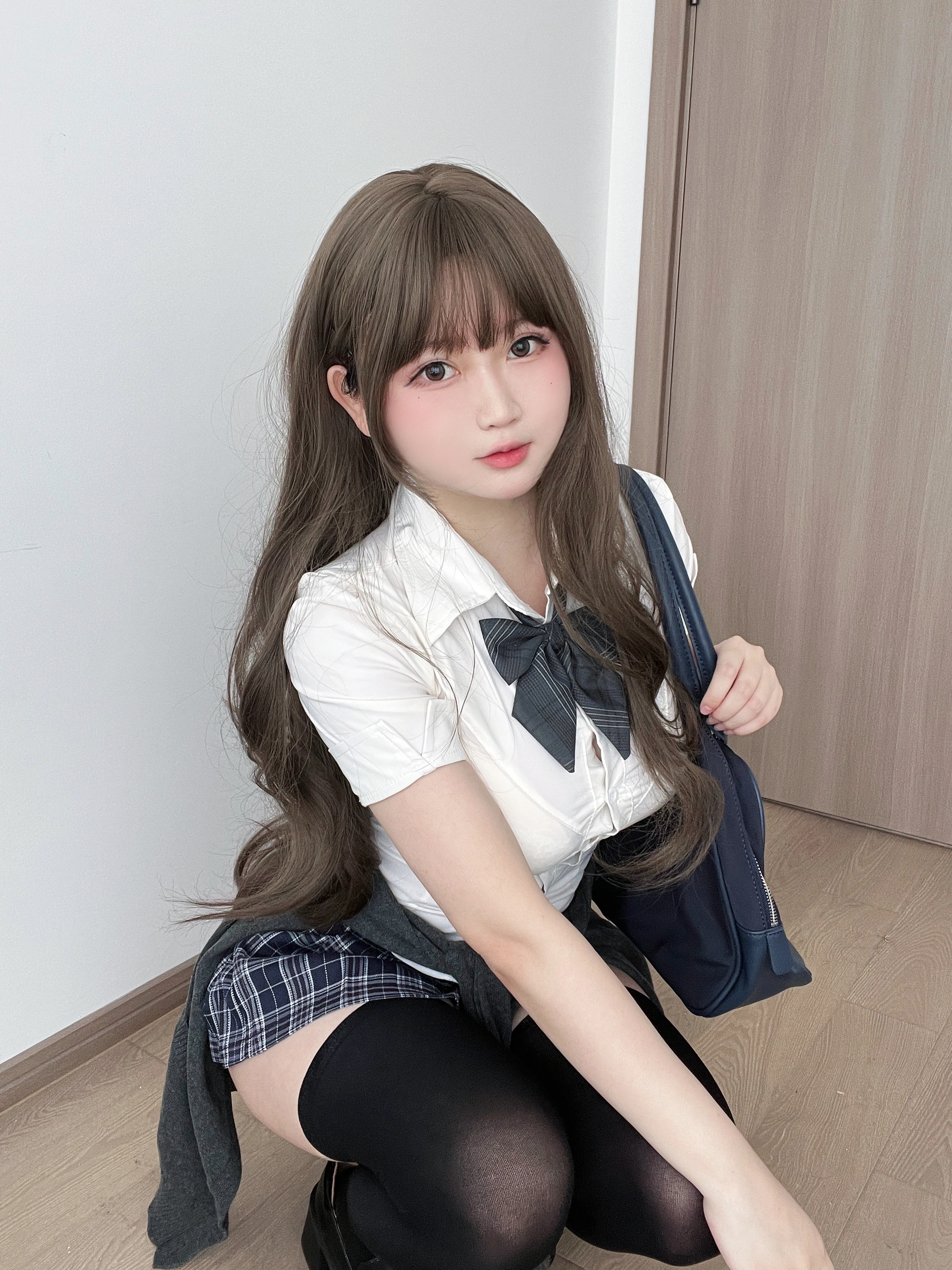 是依酱吖 – NO.074 学姐的日常 2